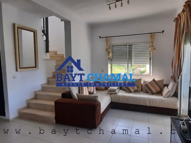 Villa de ensueño en Fnideq: 3 Habitaciones, 221m² en venta