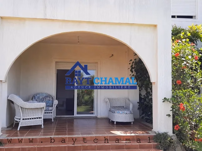 Villa de Vacaciones en Fnideq: Confort y Elegancia en Alcudia Smir