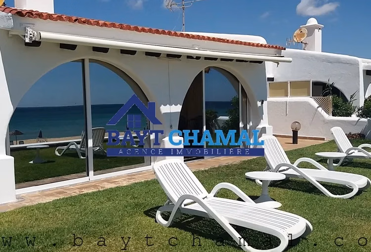 Villa en Alquiler en Restinga Smir: 350m² de Lujo Villa en Alquiler en Restinga Smir: 350m² de Lujo