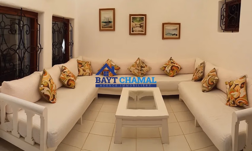 Villa en Alquiler en Restinga Smir: 350m² de Lujo Villa en Alquiler en Restinga Smir: 350m² de Lujo