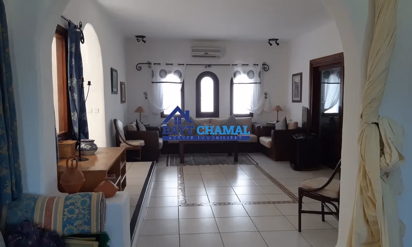 Villa en Alquiler en Restinga Smir: 350m² de Lujo Villa en Alquiler en Restinga Smir: 350m² de Lujo