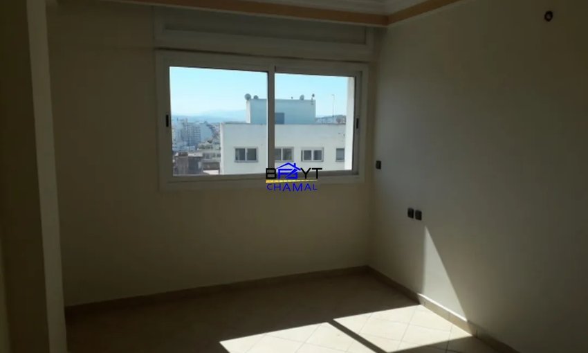 Αγοράστε το ευρύχωρο διαμέρισμά σας στην καρδιά του Τανγέρ - view 3