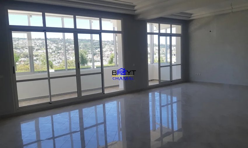 Élégant Appartement à Louer à Tanger - 3 Chambres Spacieuses - view 2