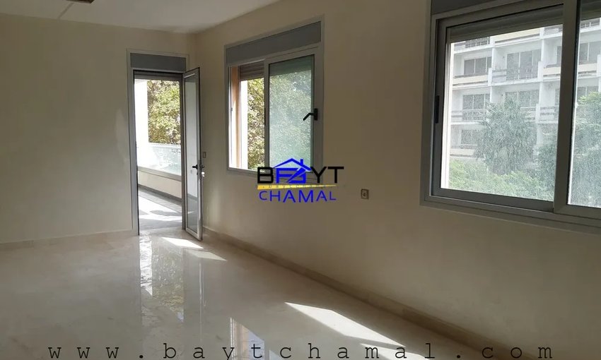 Appartement Spacieux à Vendre à Tanger, 4 Chambres, 200m² - view 2