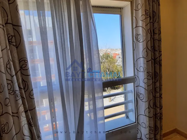 En Alquiler: Apartamento Moderno de 2 Habitaciones en Tánger - Aida