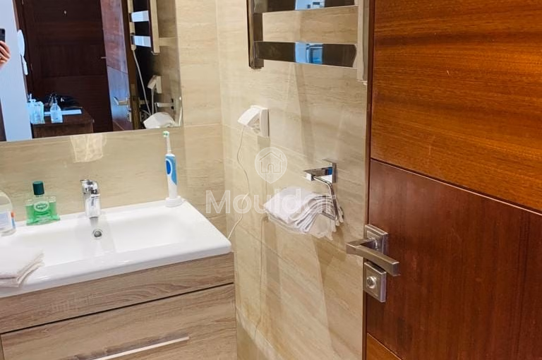 Studio à achat avec parking au quatrième étage Studio à achat avec parking au quatrième étage