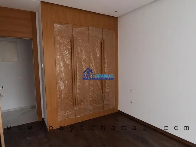 À venda: Apartamento espaçoso de 130 m² em Malabata, Tanger - view 9