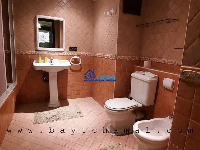 Apartamento en Alquiler: 130m², 3 Habitaciones en el Corazón de Tánger - view 12