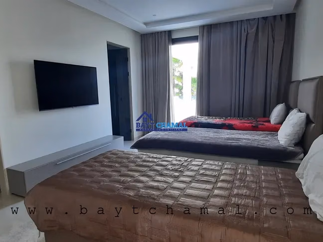 Villa de Lujo en Marina Smir: ¡5 Habitaciones en Venta! Villa de Lujo en Marina Smir: ¡5 Habitaciones en Venta!