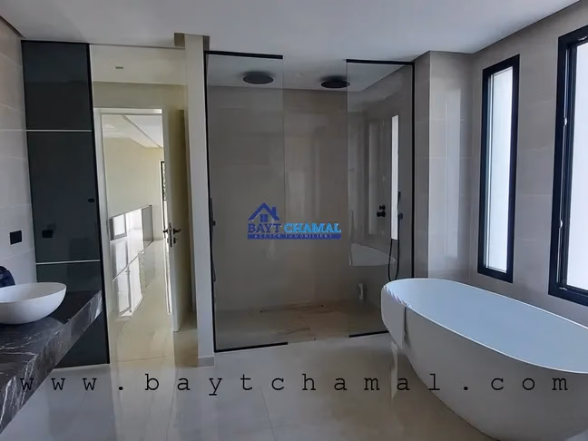 Villa de Lujo en Venta en Marina Smir - 5 Habitaciones Villa de Lujo en Venta en Marina Smir - 5 Habitaciones