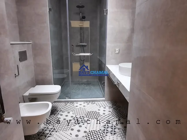 Villa Espaciosa en Venta en Tánger - Boubana: 4 Habitaciones Villa Espaciosa en Venta en Tánger - Boubana: 4 Habitaciones