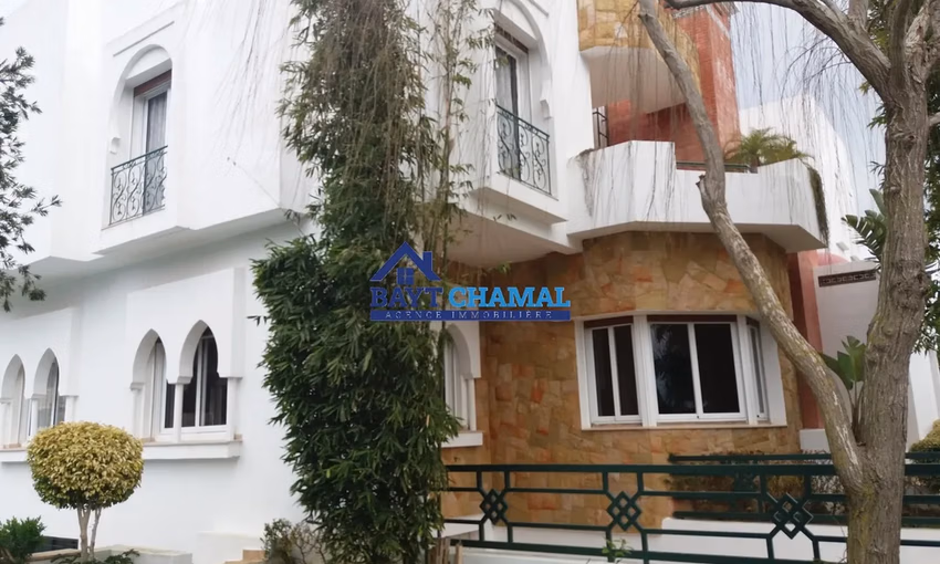 Villa de Lujo en Venta en Tánger - Boubana, 540m²