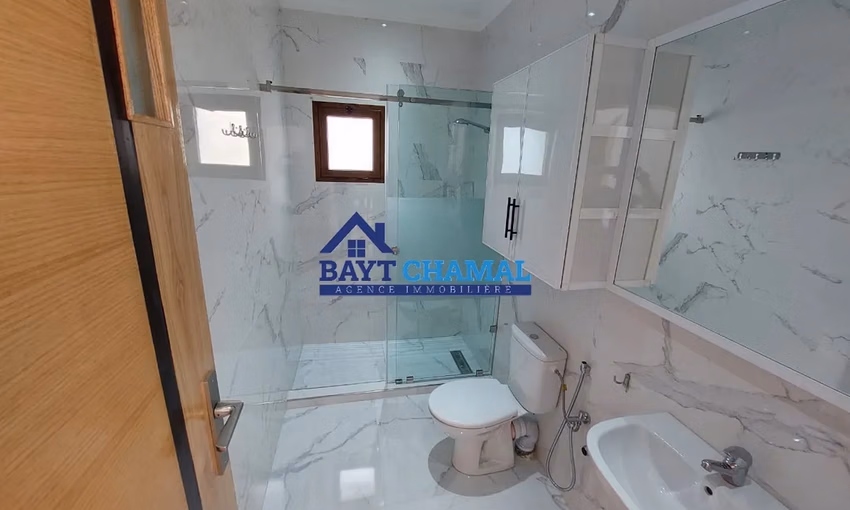 Villa de Lujo en Alquiler en Tánger - 4 Habitaciones Espaciosas Villa de Lujo en Alquiler en Tánger - 4 Habitaciones Espaciosas