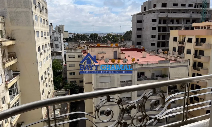 Apartamento en Alquiler en Tánger - Iberia: 143m², 3 Habitaciones Apartamento en Alquiler en Tánger - Iberia: 143m², 3 Habitaciones