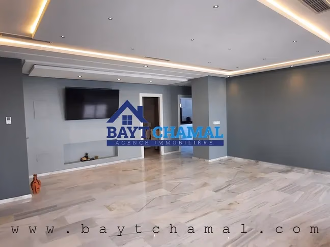 En Venta: Apartamento de 2 habitaciones en Malabata, Tánger