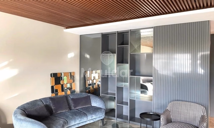 Apartamento en alquiler en Rabat, Souissi - 4 habitaciones, 329 m², 1er piso.