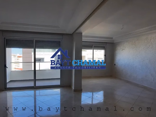 Espectacular Apartamento de 3 Habitaciones en Alquiler en Tánger - Iberia
