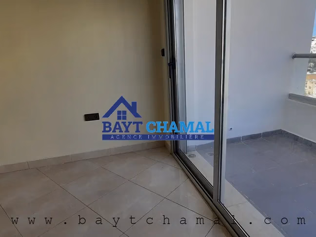 Espectacular Apartamento de 3 Habitaciones en Alquiler en Tánger - Iberia Espectacular Apartamento de 3 Habitaciones en Alquiler en Tánger - Iberia