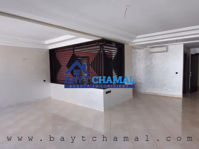 Espectacular Apartamento de 3 Habitaciones en Alquiler en Tánger - Iberia Espectacular Apartamento de 3 Habitaciones en Alquiler en Tánger - Iberia