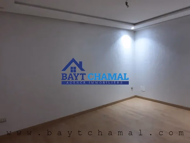 Encantador Apartamento de 2 Habitaciones en Venta en Tánger, 85m²