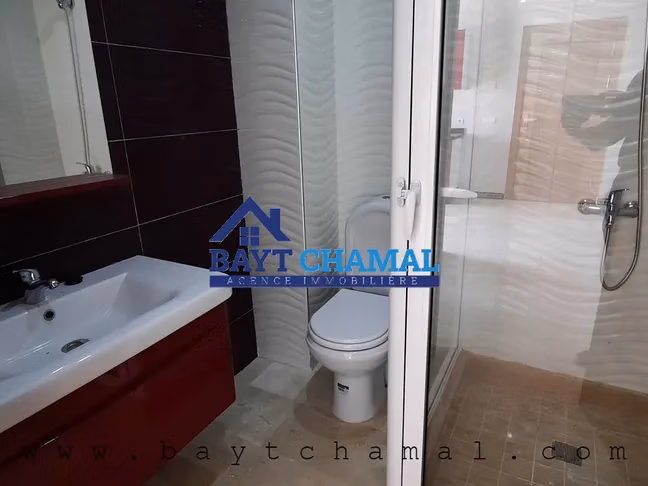 Apartamento en Venta en Tánger - Achakar: 2 Habitaciones, 75m²