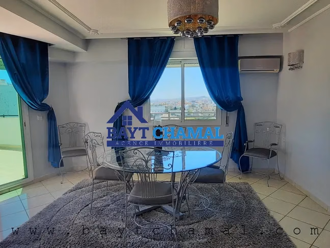 Amplio Apartamento de 2 Habitaciones en Venta en el Centro de Tánger