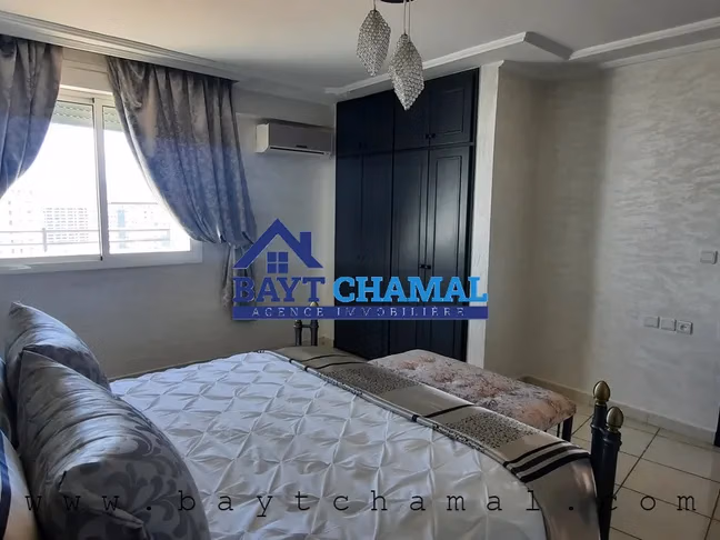 Amplio Apartamento de 2 Habitaciones en Venta en el Centro de Tánger