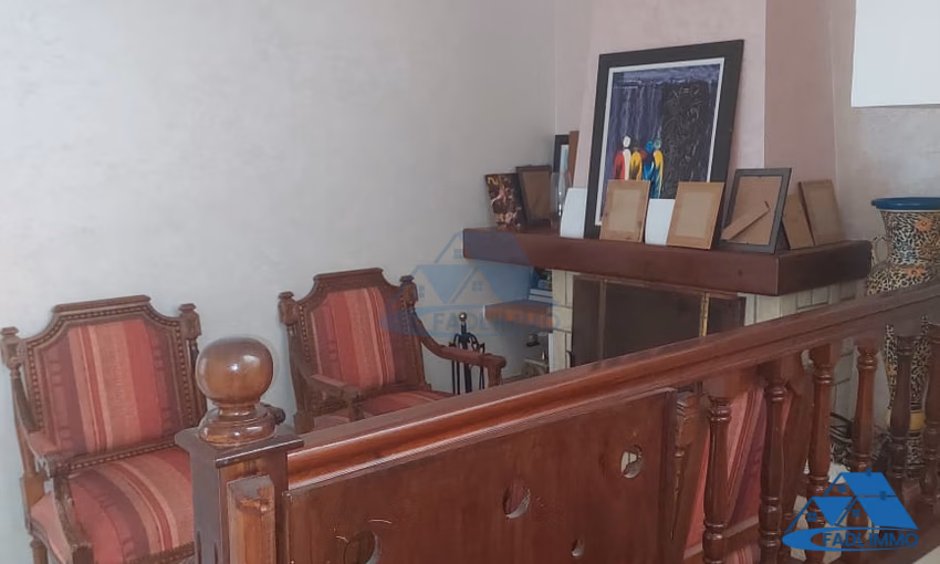 Villa à vendre avec terrasse