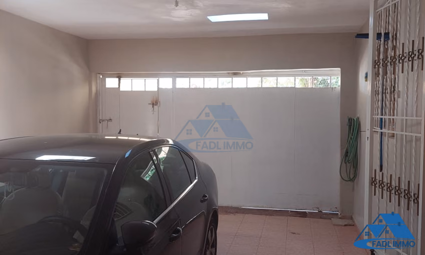 Villa à vendre avec terrasse