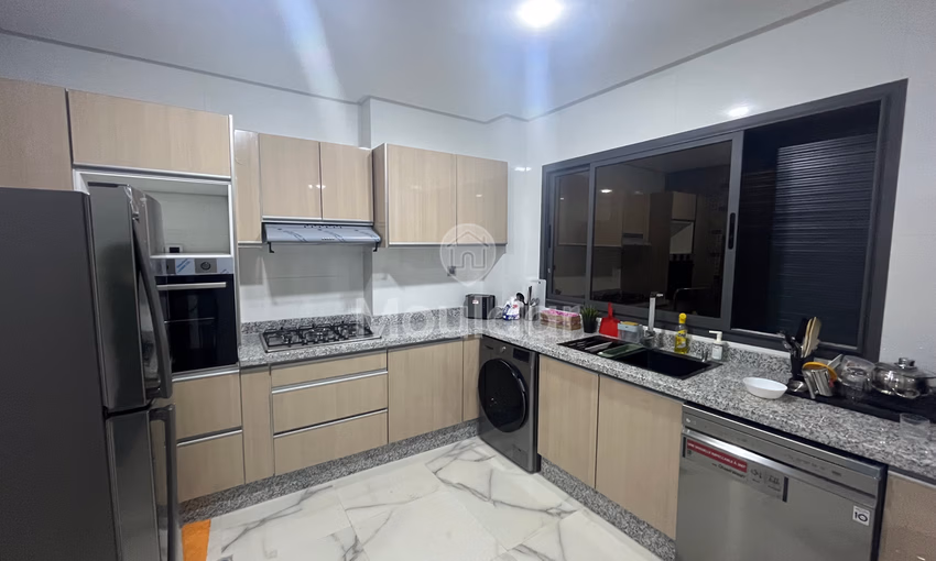 Apartment for rent with balcony