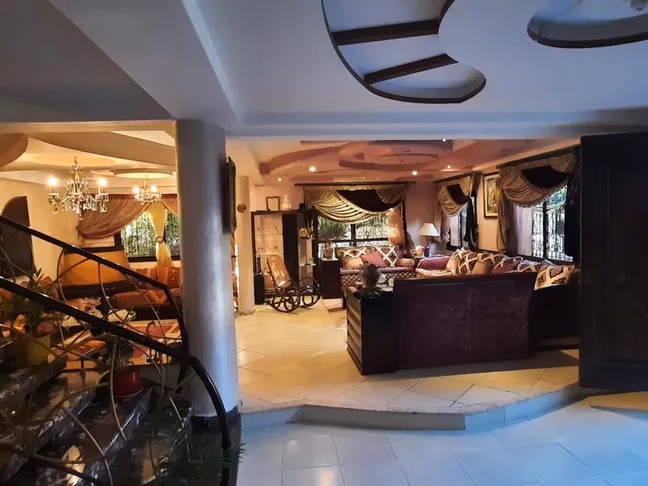 Villa excepcional en venta en Tetuán - 5 habitaciones