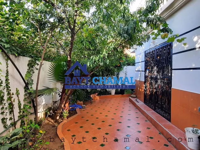 Villa excepcional en venta en Tetuán - 5 habitaciones