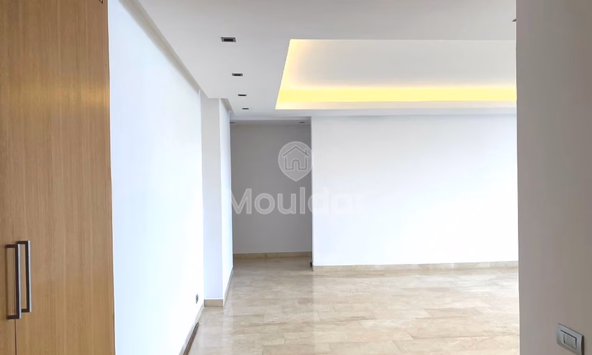Apartamento en alquiler - 3 habitaciones - 150m², Souissi, Rabat Apartamento en alquiler - 3 habitaciones - 150m², Souissi, Rabat