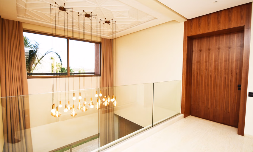 Vilă de vânzare cu piscină