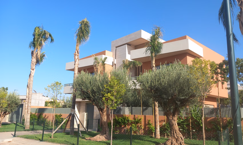 Vilă de vânzare cu piscină