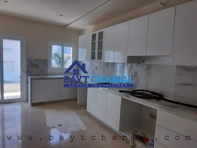 Apartamento Espacioso en Venta en Tánger - Californie: 200m²