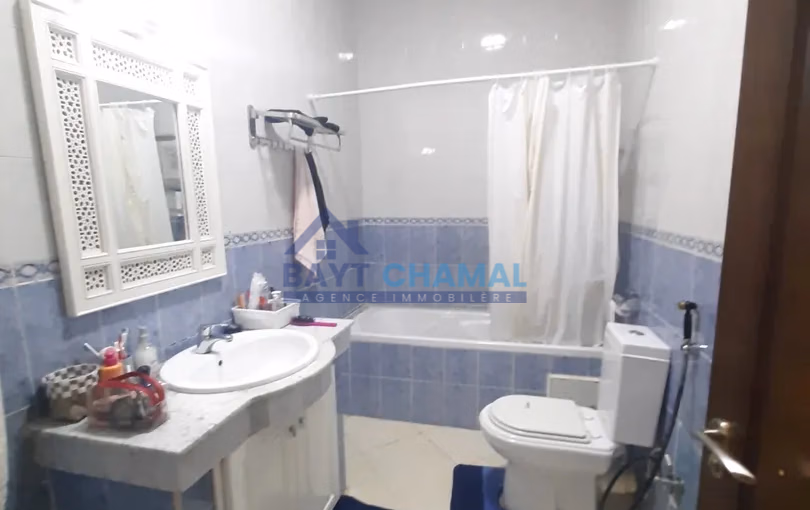 ¡Espectacular apartamento en venta en el centro de Tánger – 3 habitaciones!