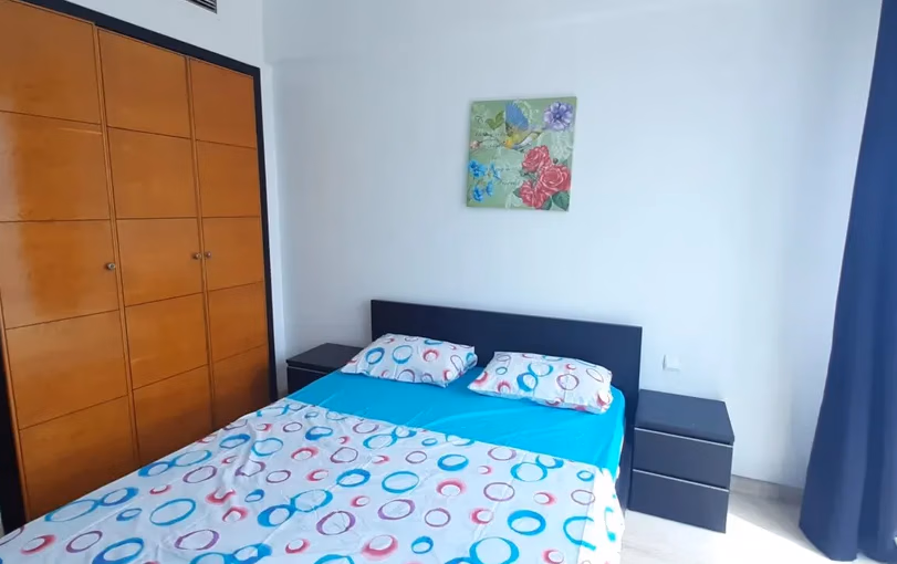 Encantador Apartamento de 2 Habitaciones en Alquiler en Tánger - Malabata
