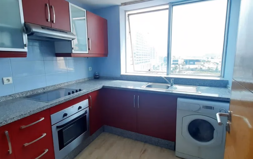 Encantador Apartamento de 2 Habitaciones en Alquiler en Tánger - Malabata