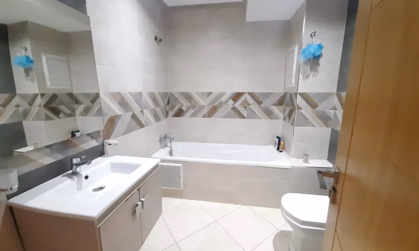 Apartamento Espacioso en Tánger: 3 Habitaciones en Venta