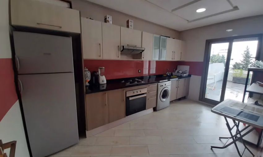 Apartamento Espacioso en Tánger: 3 Habitaciones en Venta