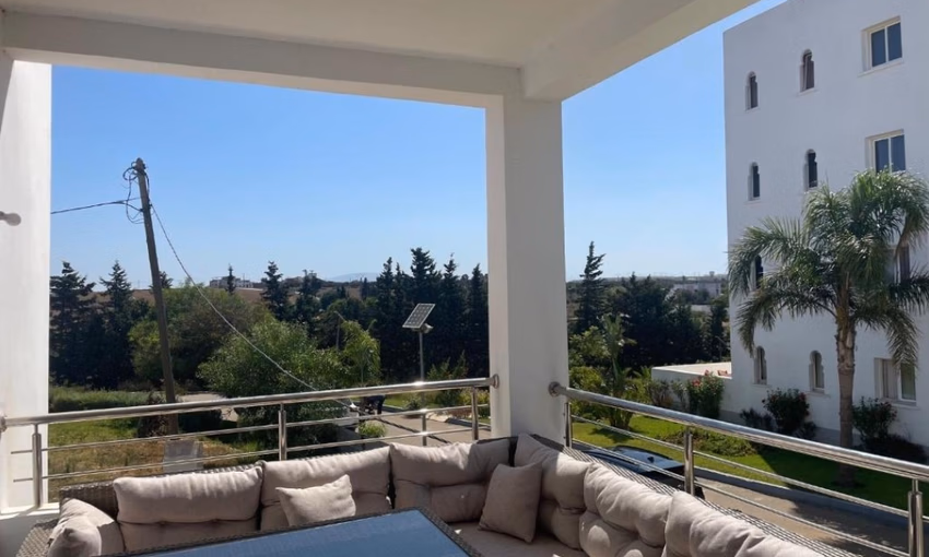 Apartment for rent with swimming pool