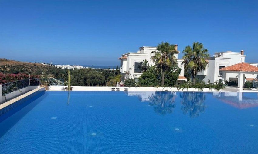 Appartement à louer avec piscine - view 7