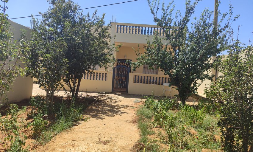 فيلا للإيجار مع تراس