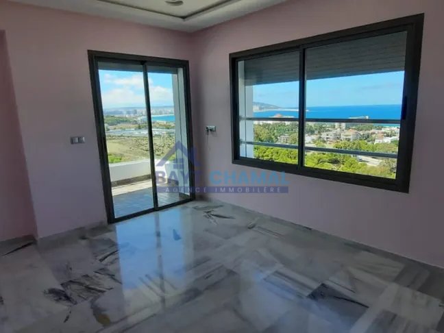 شقة 3 غرف للإيجار في مالاباطا، طنجة - 95م² - view 7