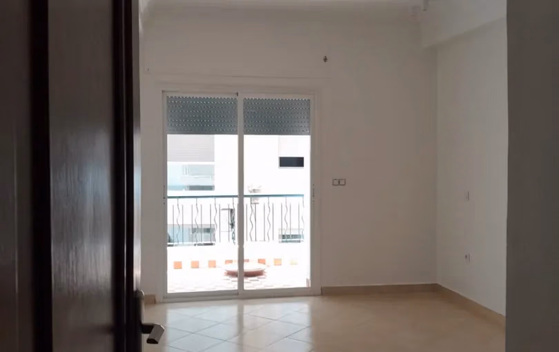 Encantador apartamento de 3 habitaciones en alquiler en Tánger - 165m²