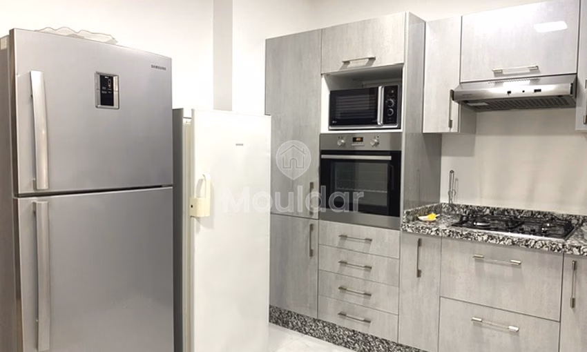 شقة للإيجار - 3 غرف نوم، 240م² شقة للإيجار - 3 غرف نوم، 240م²