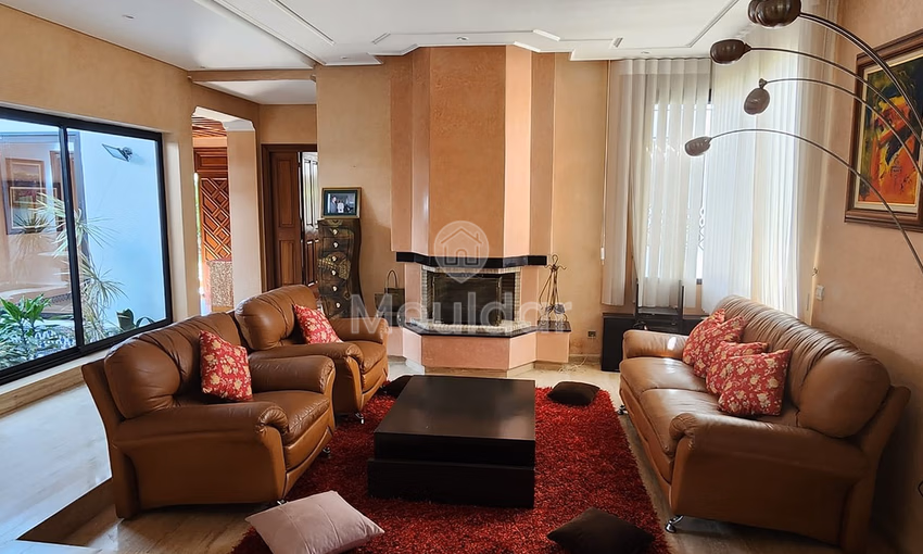 فيلا للبيع، 4 غرف نوم، 600 متر مربع قابل للسكن