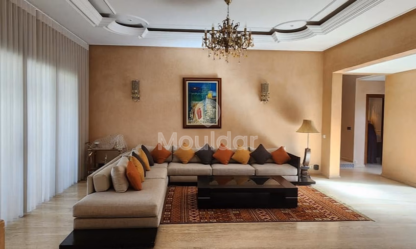 فيلا للبيع، 4 غرف نوم، 600 متر مربع قابل للسكن