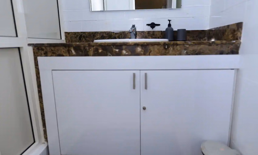 Apartment for rent with parking